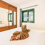 Casa Bodega Coco 卡门港